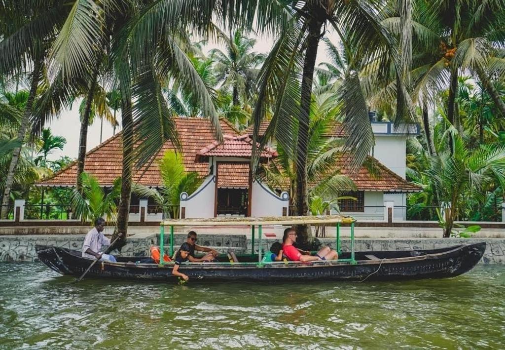 Cocozone Stays Alappuzha Kültér fotó